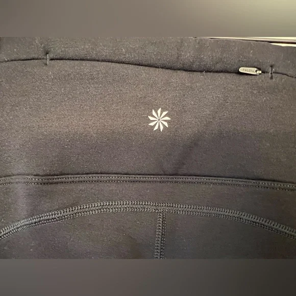 Athleta Altitude Pant in Polartec power stretch Black Size Large - Picture 13 of 14